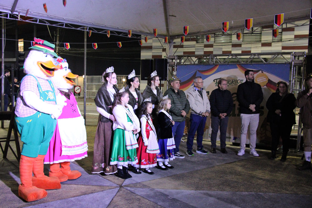CDL Brusque participa do evento de 100 dias para a Fenarreco